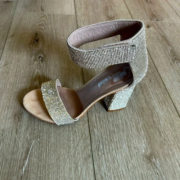 Jeffrey Campbell Silver Sparkly Thick Heel Sandals Size 5.5. - Picture 6 of 12